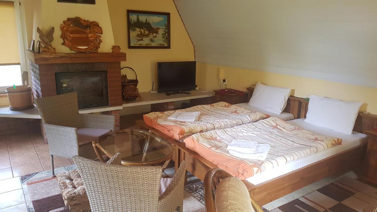 Hotel Karczma Na Woli Biłgoraj Esterno foto